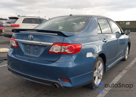 2013 Toyota Corolla S из США, поврежденный, VIN 5YFBU4EE7DP124593
